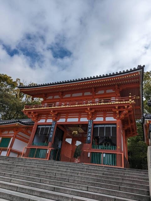 Kyoto: Private 2.5 Hour Historical Walking Tour - Price and Logistics: Is $80 Worth It for a Private Group?