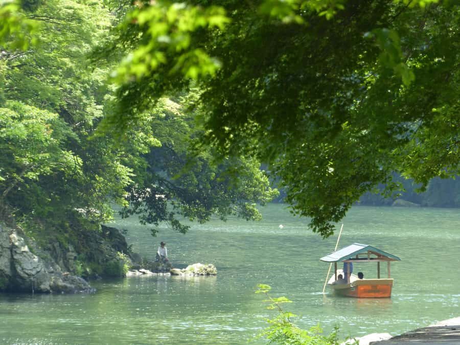 Kyoto: Private Boat Cruise with Shamisen and Games - Key Things You’ll Notice Right Away