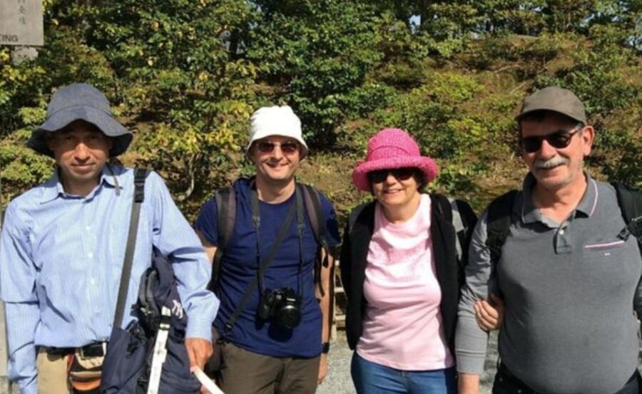 Kyoto : Private Custom Walking Tour With A Local Guide - How customization works (temples, shrines, museums, and your pace)