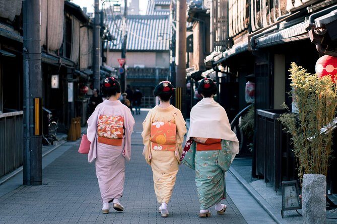 Kyoto Private Customizable Full Day Tour - Getting around Kyoto: city-only transport and the walking reality