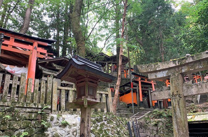 Kyoto private tour (Shore excursion available from Osaka or Kobe port) - Tatsumi Daimyojin Shrine: quick Gion landmark stop for photos (Stop 3)