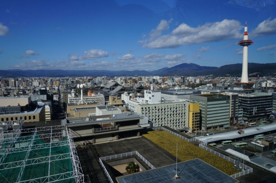 Kyoto: Private Walking Tour with a Local - Getting started: pickup from your hotel or a central landmark
