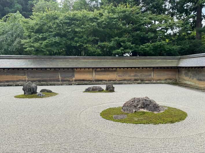 Kyoto: Ryōan-ji, Greatest Zen Garden Guided Tour in 90 Min. - Meeting at the Sanmon gate (and starting without stress)