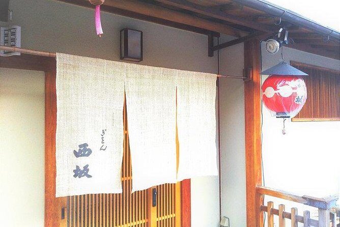 Kyoto Samurai and Geisha Town Private Walking Tour - Price and What You’re Really Getting for $135.59
