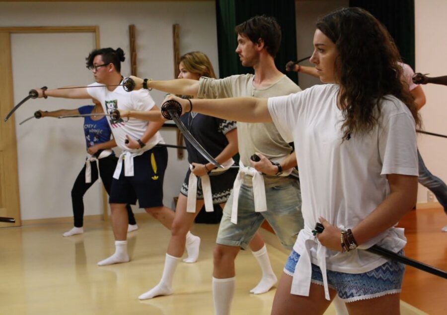 Kyoto: Samurai Sword Class by Experts in Traditional Arts - Training with a sword in a small group: what safety and pacing mean for you