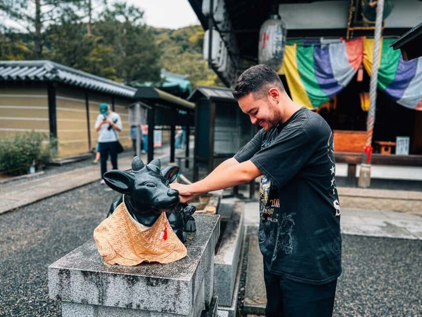 Kyoto: Secrets of Gion – Geisha Culture Walking Tour - Ninenzaka: stone stairs, old wood, and a photographer’s rhythm