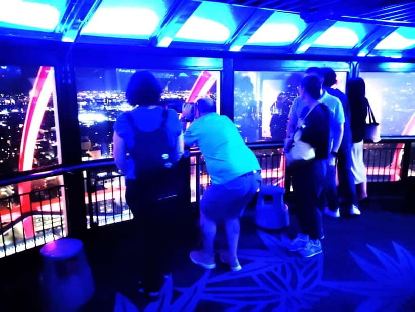 Kyoto: Station and Tower Night Tour with Light Show - Finding the start point at Kyoto Station without stress