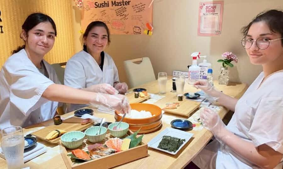 Kyoto: Sushi Making Experience in Kawaramachi - Where you’ll meet and how to plan your timing
