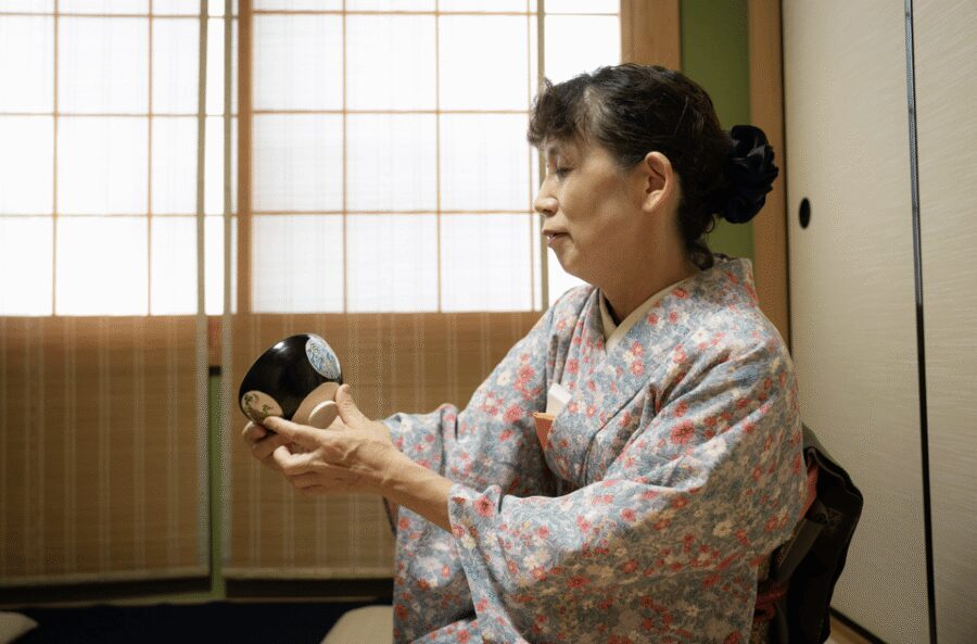 Kyoto: Tea Ceremony Experience in a Small Tea Room - The 1-hour flow: what actually happens during the ceremony