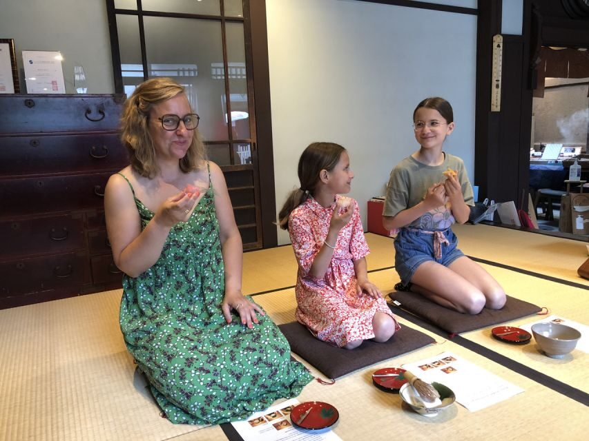 Kyoto: Tea Ceremony Meditation - Make Matcha with Tea Master - Entering the 100-Year-Old Kyoto Townhouse Near Gojo