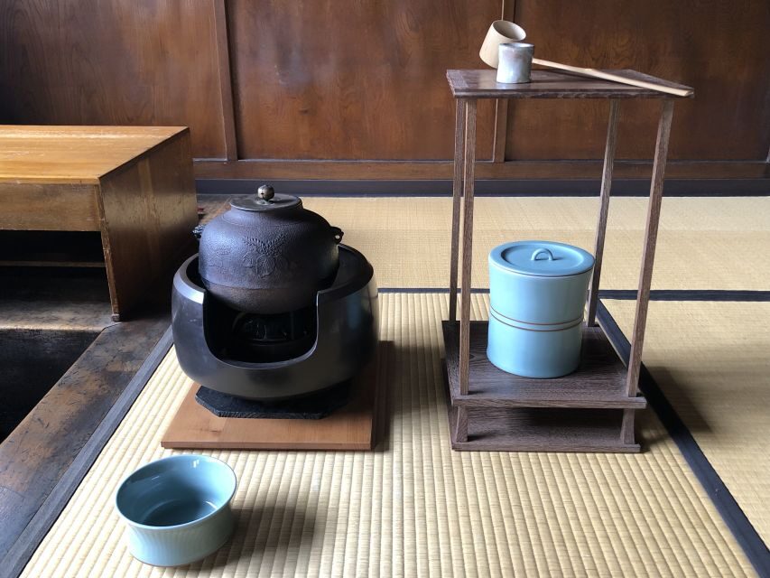 Kyoto: Tea Ceremony Meditation - Make Matcha with Tea Master - Whisking Your Own Matcha in 45 Minutes