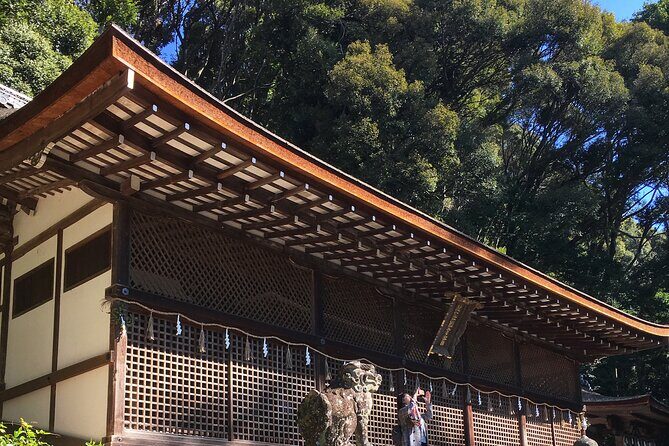 Kyoto tea town for matcha lovers - Tsuen Main Branch: an old shop and matcha skewers