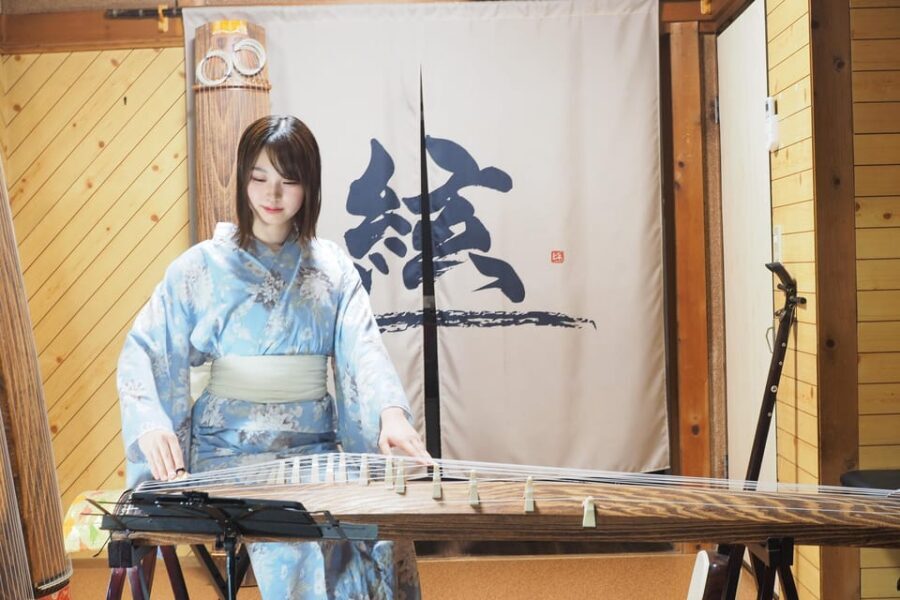 Kyoto: Traditional Concert at Townhouse or Bathhouse - Townhouse Concerts: Cozy Koto and Shamisen Where You Catch Every Nuance