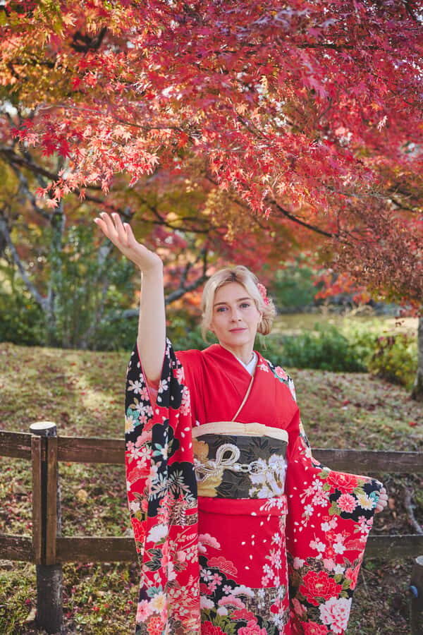 Kyoto: Traditional Kimono Rental - The dressing room is the show: trained stylists, real technique