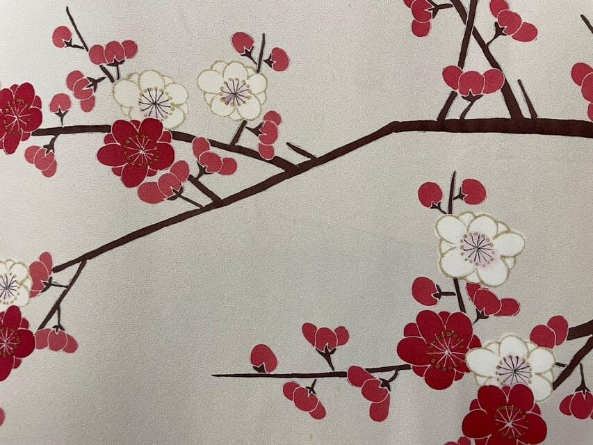 Kyoto: Traditional Yuzen Dyeing Experience - Kyoto Yuzen in a traditional Nishijin machiya townhouse