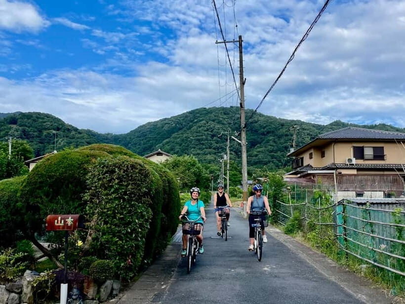 Kyoto : True Kyoto Avoid the crowds E-Bike Tour - Price and Value: What $88 Actually Buys
