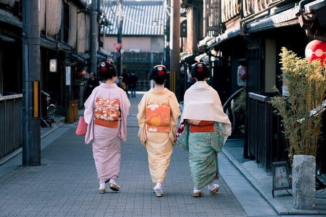 Kyoto Uncovered: One Full-Day Private Experience for First-Timers - Kiyomizu-dera to Gion: temples to traditional streets