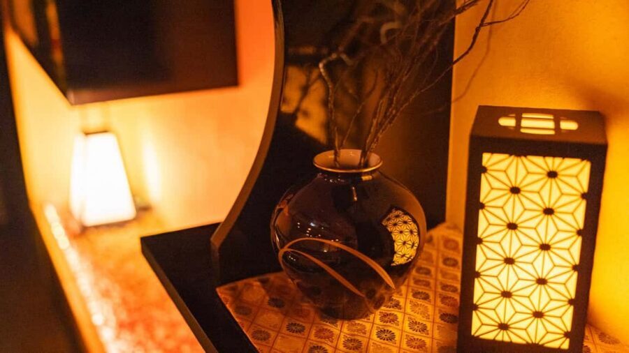 Kyoto: Wazuma Magic Show & Tea Ceremony - Practical tips to get the most out of the hour