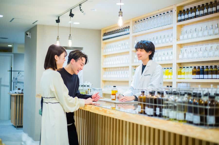 kyoto:Experience creating one-of-a-kind special fragrances - Finding the boutique near Shijo-Kawaramachi