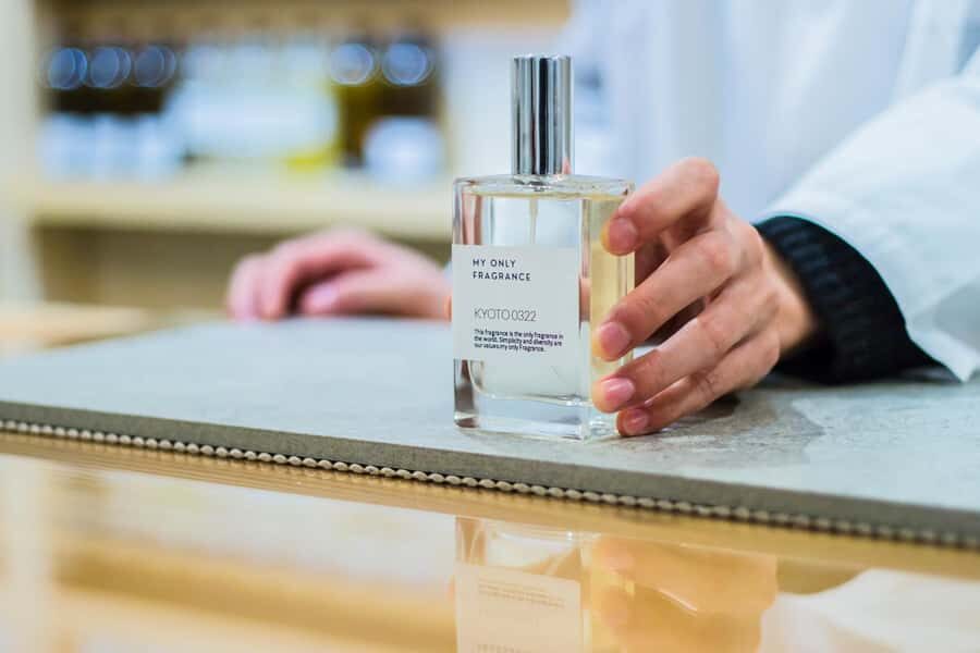 kyoto:Experience creating one-of-a-kind special fragrances - Practical tips so your custom scent comes out right