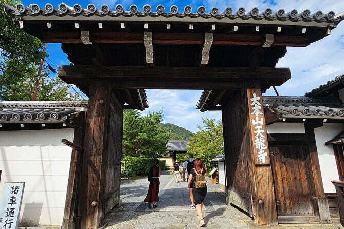 Kyoto's Arashiyama Bamboo Grove: 3-Hour Guided Tour - Meeting point at Tully’s near Randen Arashiyama Station: easy start, no hotel pickup