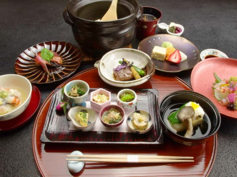 Kyoto:Seasonal Kaiseki Reservation at Hanasaki Nishiki - Key Things I’d Prioritize Here