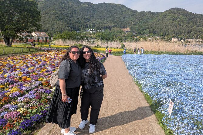 Lake Kawaguchi : Exclusive Private Customized Tour w/ Local Guide - Why Lake Kawaguchi Works Better Than a Bus Day
