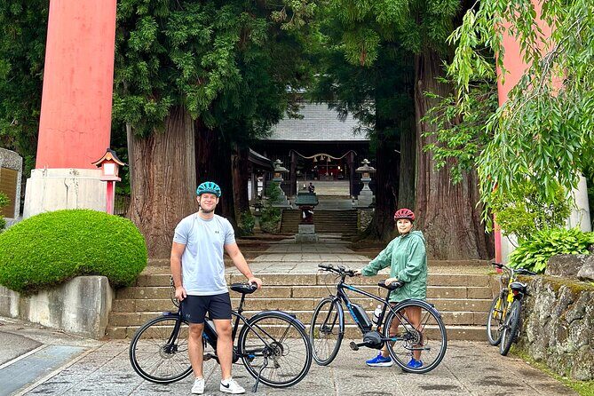 Lake Kawaguchi Explorer: E-Bike Guided Tour - Stop 2: Ubuyagasaki and the upside-down Fuji effect