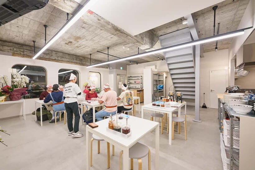 Lake Kawaguchiko: Ramen Cooking Class with Souvenir - Key Things to Know Before You Go