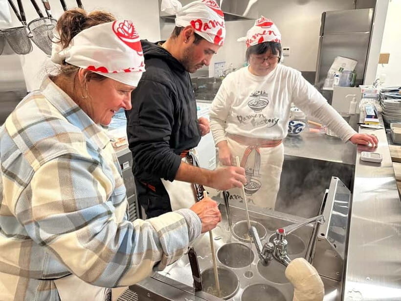 Lake Kawaguchiko: Ramen Cooking Class with Souvenir - The 90-Minute Ramen Flow: From Video to Your Own Bowl