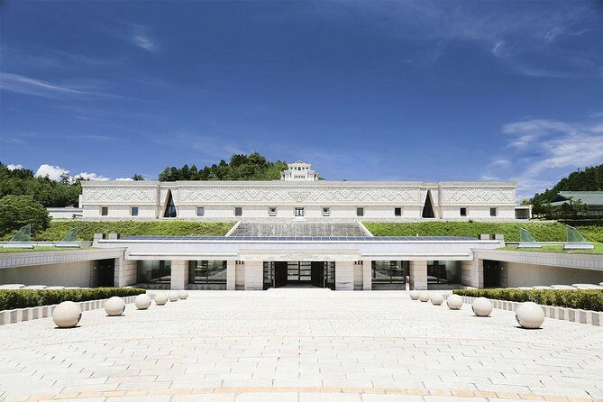 Light Museum - Your one-hour game plan: how to pace a short museum visit