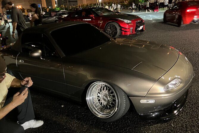 Luxury Tokyo Night Drive – Porsche Panamera, Daikoku PA & Bay - A-PIT Super Autobacs: where the car culture turns into merch