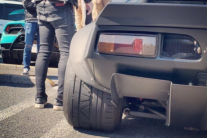 Luxury van Ride to famous car meet up spot Daikoku - Price and Value: Why $72.67 Can Make Sense