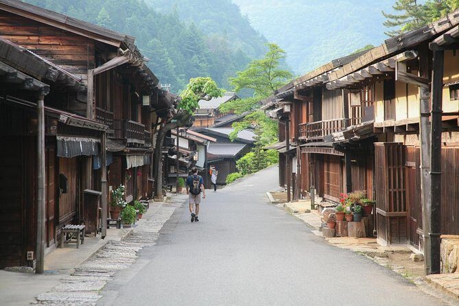 Magome & Tsumago Nakasendo Full-Day Private Trip with Government-Licensed Guide - Tsumagojuku: Flat Streets, Honjin Inns, and a Calmer Night Mood