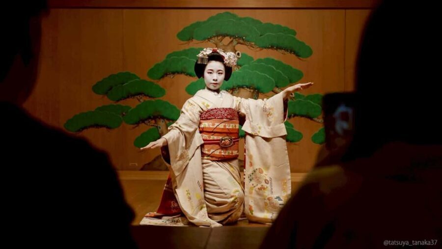 Maiko Dance and Tea Ceremony on a Noh Stage in Kyoto - Key Things I’d Prioritize Here