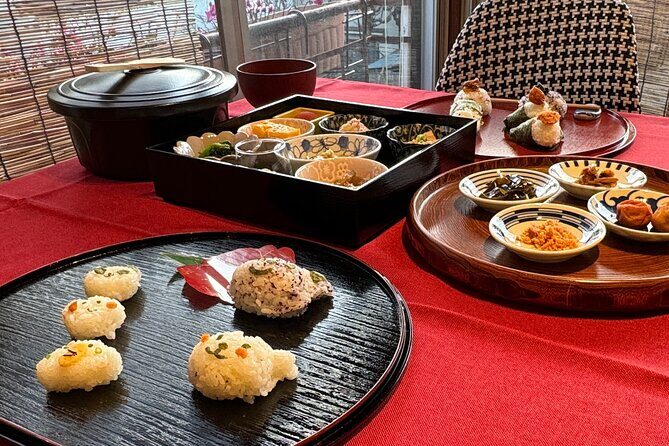 Make Rice Balls and Enjoy a Japanese Home-Style Lunch in Yanaka - A Japanese home lunch class in Yanaka (not a foodie performance)