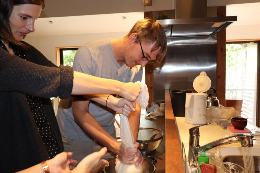 Making Fresh To-fu from soybeans in Kyoto - Where the workshop fits in your Kyoto day