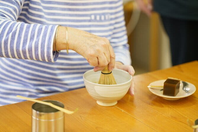 Matcha Grinding Experience and Walking Tour in Uji Kyoto - What you’ll drink and eat: sweets or matcha ice cream