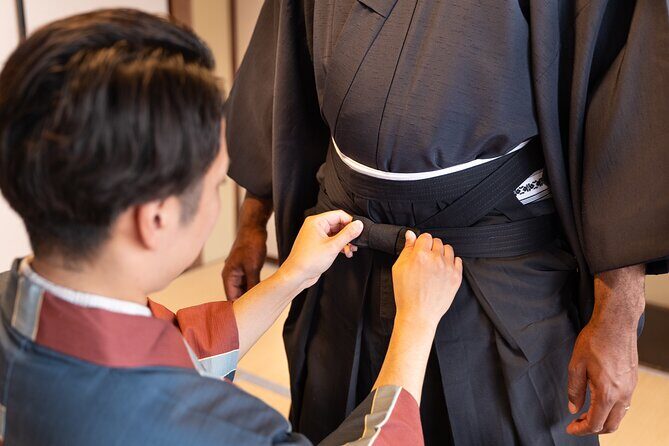 Men's Kimono Lesson and Shopping in Kyoto - Shopping Guidance Without the Pressure