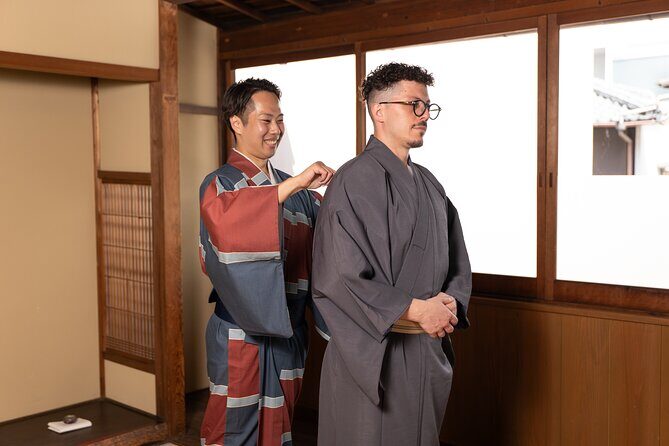 Men's Kimono Lesson and Shopping in Kyoto - Logistics That Affect Your Day (and the Real-World Comforts)