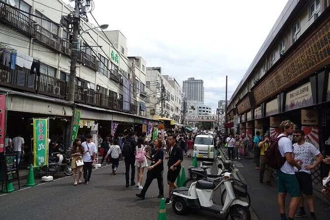 Morning Market Adventure: Toyosu & Tsukiji with Tuna Auction - Logistics that actually affect your morning (and how to plan)