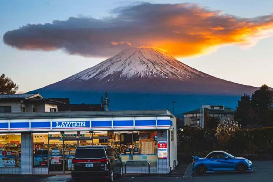 Mount Fuji 1-Day Trip: the Hottest Photography Tour - Starting in Tokyo: Meeting Points and What You’ll Be Told the Day Before