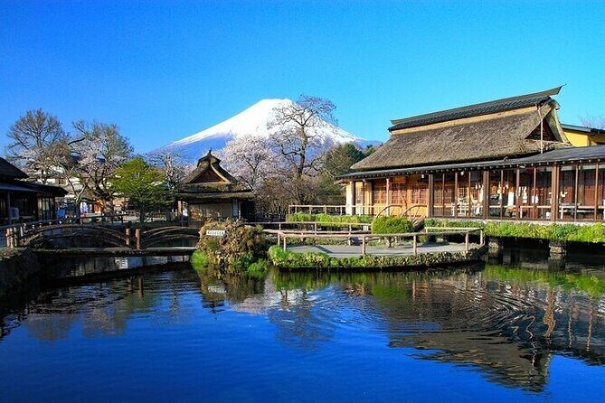 Mount Fuji 5th Station, Arakurayama, Oshino Hakkai and Hot Spring - Arakurayama Sengen Park: More Time, More Walking, and a Different Fuji Mood