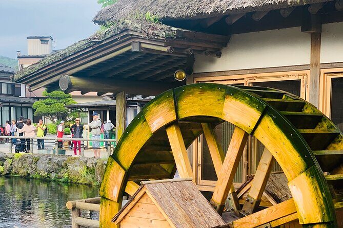 Mount Fuji Adventures Private English Tour With Hotel Pick Up - Oshino Hakkai and Sengen Shrine: calmer, older, and unexpectedly memorable