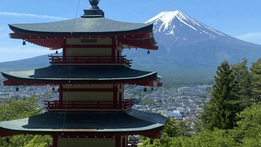 Mount fuji and Hakone full day private tour with English gui - Chureito Pagoda at Arakura Sengen Shrine: the framed Fuji shot