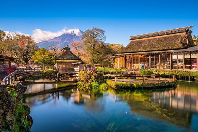 Mount Fuji and Hakone Private Day Trip by Car/Van - in English - Stop 2: Arakura Fuji Sengen Shrine and the Chureito Pagoda viewpoint