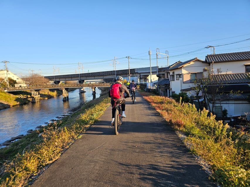 Mount Fuji E-Bike Tour: Explore Nature and History - Izuminosato Yusui Park: sacred spring water from Fuji