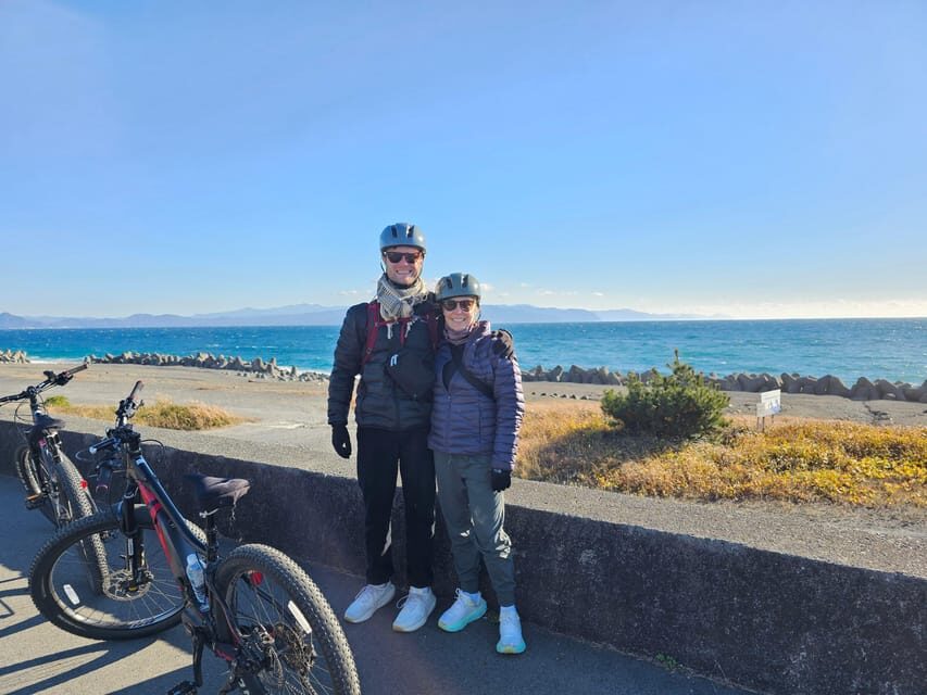 Mount Fuji E-Bike Tour: Explore Nature and History - Hounji and the earthquake lesson: why geology is personal here