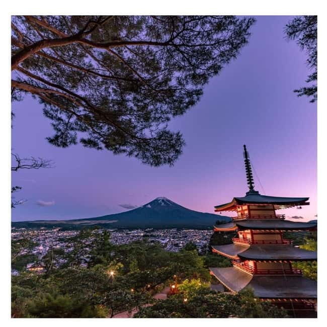 Mount Fuji Full Day Private Tour from Tokyo Full Customized - First Big Moment: Chureito Pagoda Photo Stop at Arakurayama