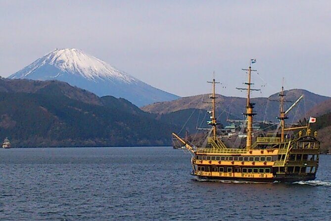 Mount fuji Private Tour - Lake Ashinoko: cruise time that gives you a calmer finish